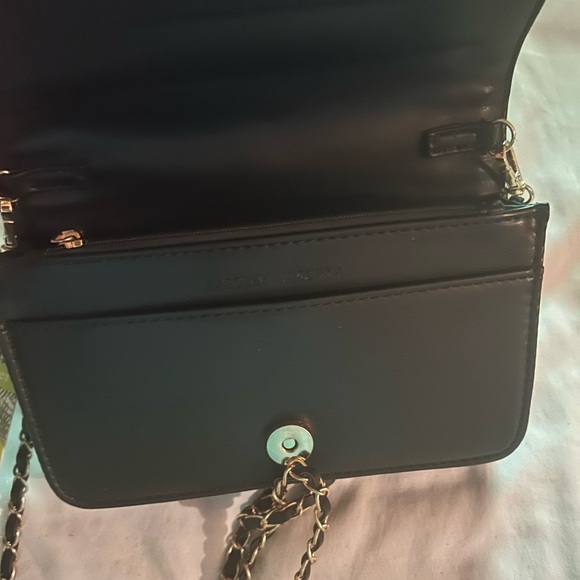 badgley mischka crossbody - Picture 3 of 3